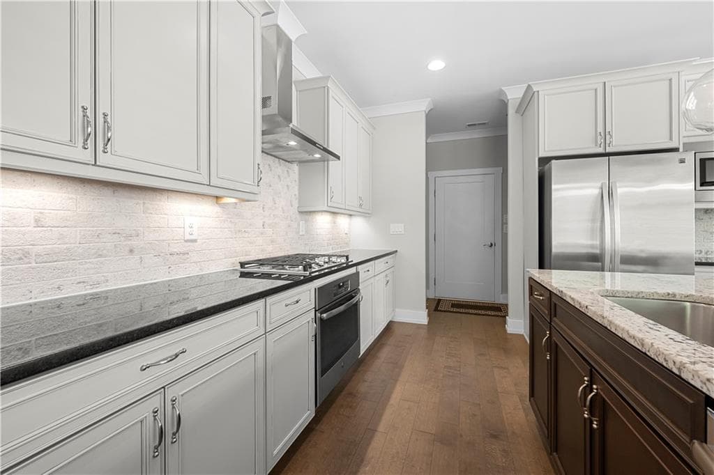 3 bedroom, 3 bathroom, 2,022 sq ft townhouse for sale at 154 Bellehaven Drive, Woodstock, GA 30188 — photo 6