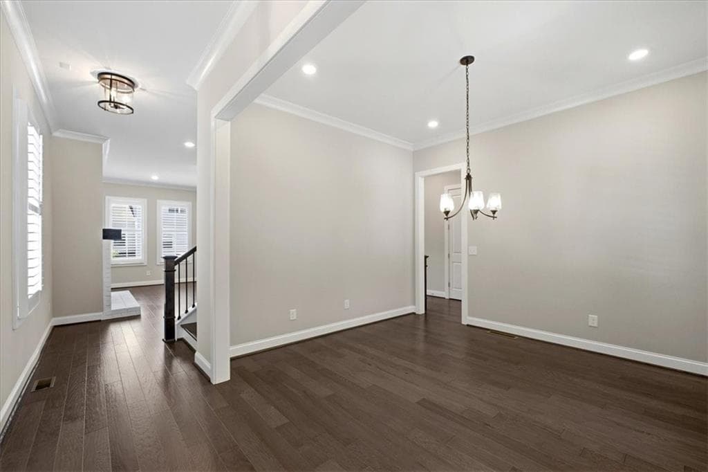 4 bedroom, 4 bathroom, 3,284 sq ft single family residence under contract at 2470 Reed Street, Smyrna, GA 30080 — photo 9