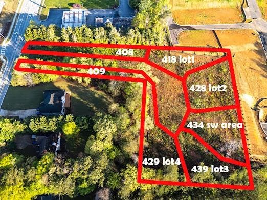 single family residence under contract at 4275 Westbrook Road, Suwanee, GA 30024 — photo 4