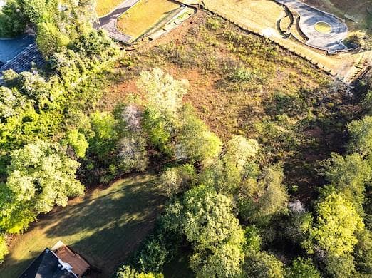 single family residence under contract at 4275 Westbrook Road, Suwanee, GA 30024 — photo 6