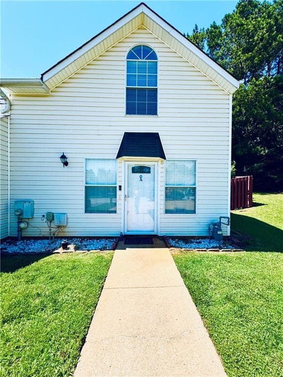 2 bedroom, 2 bathroom, 1,134 sq ft townhouse sold at 6168 Field Stone Drive, Douglasville, GA 30134