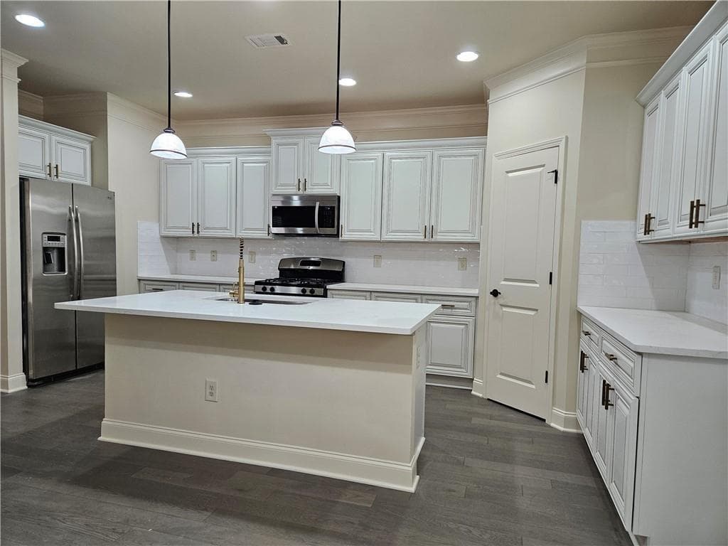 5 bedroom, 4 bathroom, 3,225 sq ft single family residence for rent at 3155 Stonecrest Drive, Cumming, GA 30041 for $3,295 a month — photo 5