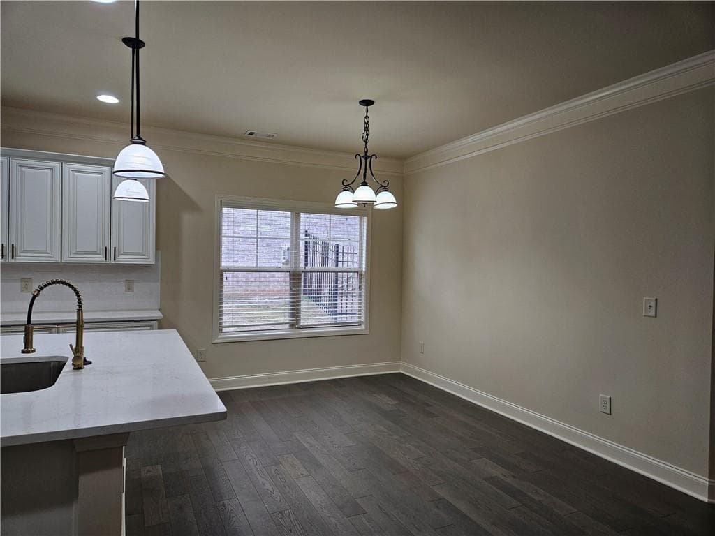 5 bedroom, 4 bathroom, 3,225 sq ft single family residence for rent at 3155 Stonecrest Drive, Cumming, GA 30041 for $3,295 a month — photo 7