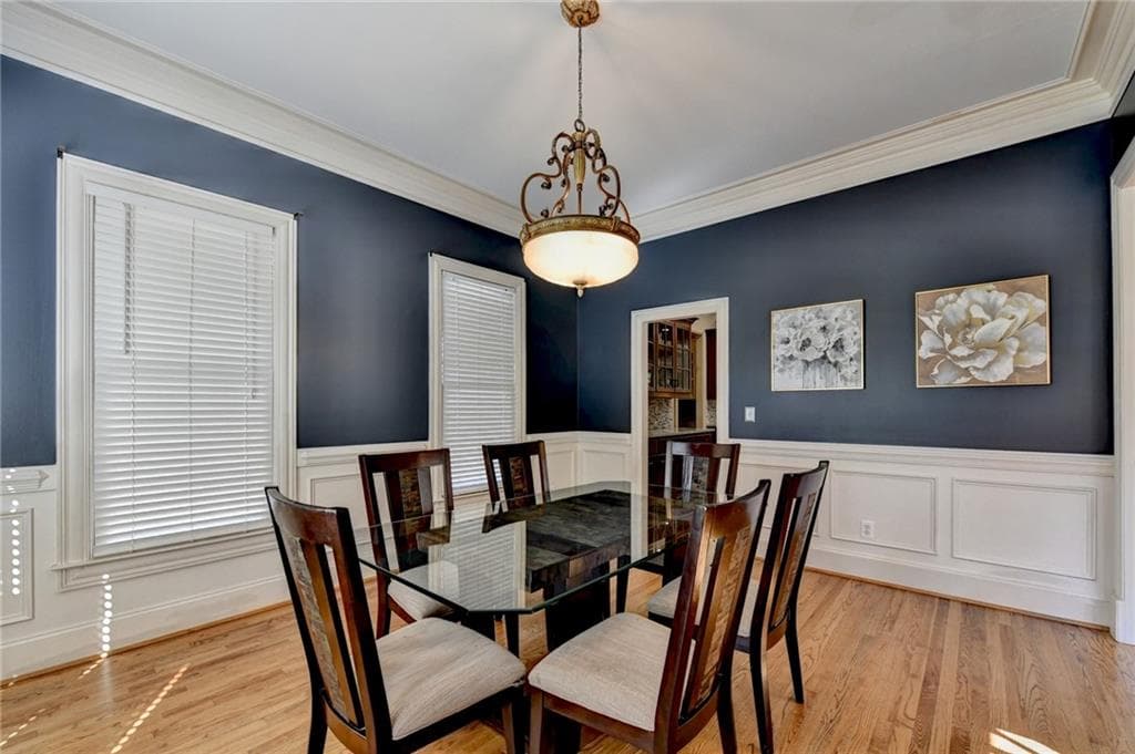 5 bedroom, 5 bathroom, 5,727 sq ft single family residence for sale at 991 Moores Walk Lane, Suwanee, GA 30024 — photo 5