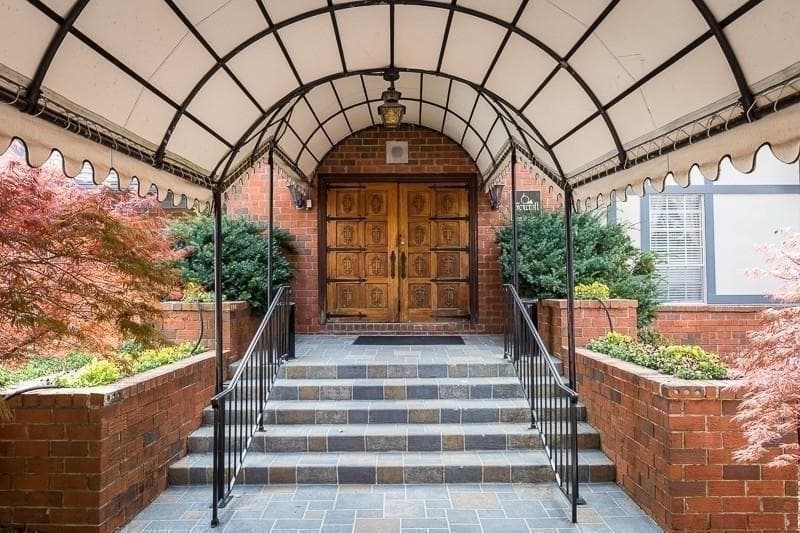 2 bedroom, 2 bathroom, 1,253 sq ft condominium for rent at 6851 Roswell Road K6, Atlanta, GA 30328 for $1,950 a month — photo 3