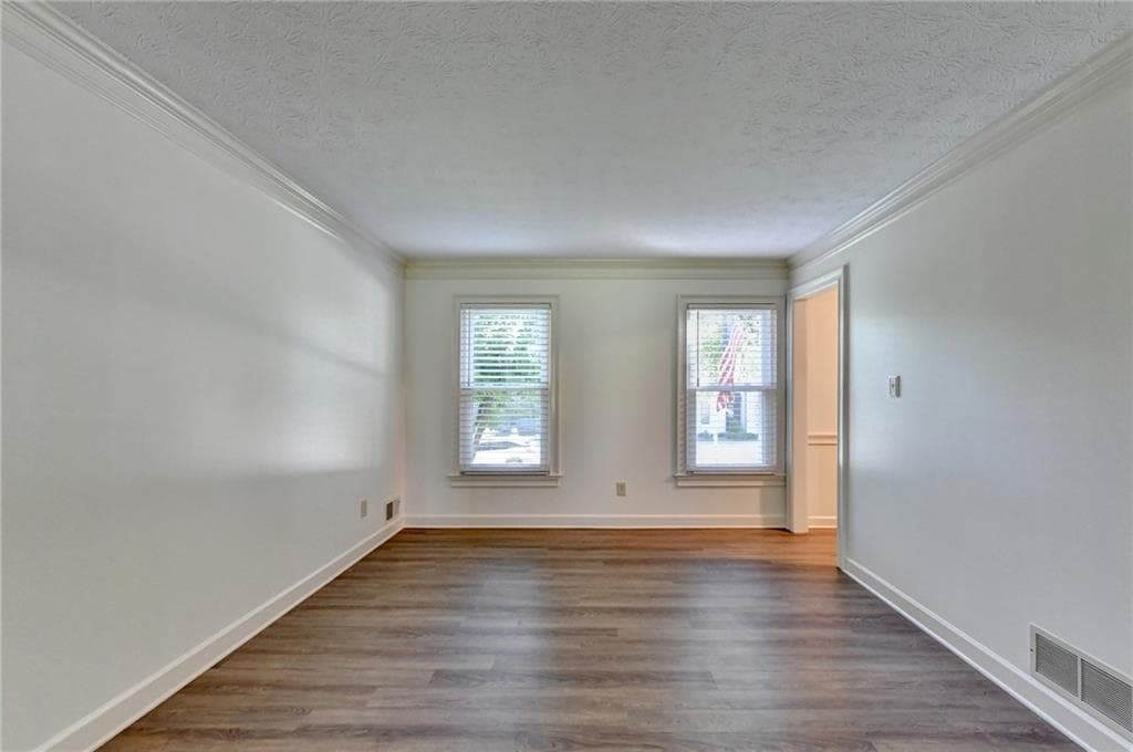 5 bedroom, 3 bathroom, 2,893 sq ft single family residence for sale at 886 Marbrook Drive, Lawrenceville, GA 30044 — photo 6