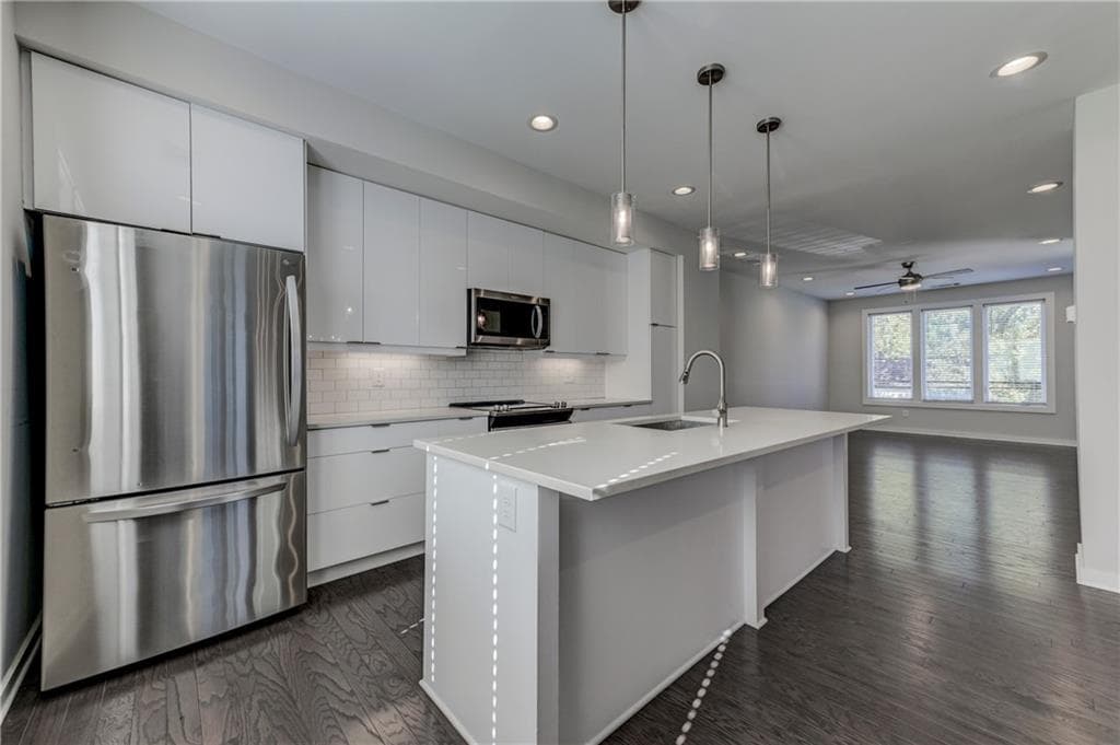 3 bedroom, 4 bathroom, 1,969 sq ft townhouse for rent at 415 Gartrell Street 7, Atlanta, GA 30312 for $3,500 a month — photo 4