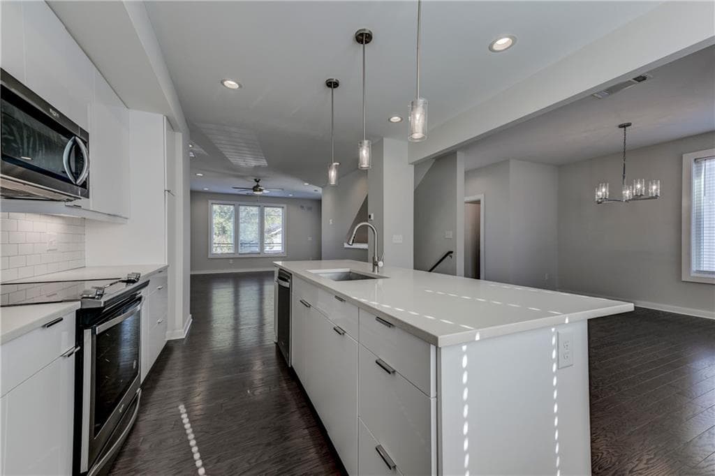 3 bedroom, 4 bathroom, 1,969 sq ft townhouse for rent at 415 Gartrell Street 7, Atlanta, GA 30312 for $3,500 a month — photo 5