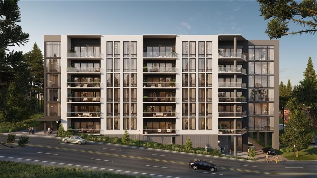 3 bedroom, 3 bathroom, 2,670 sq ft condominium for sale at 135 Cliftwood Drive 307, Sandy Springs, GA 30328 — photo 2