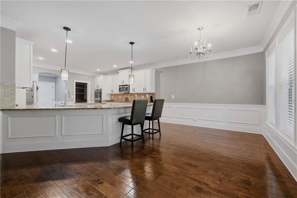 5 bedroom, 5 bathroom, 6,858 sq ft single family residence under contract at 5908 Cliftondale Drive, Atlanta, GA 30349 — photo 6