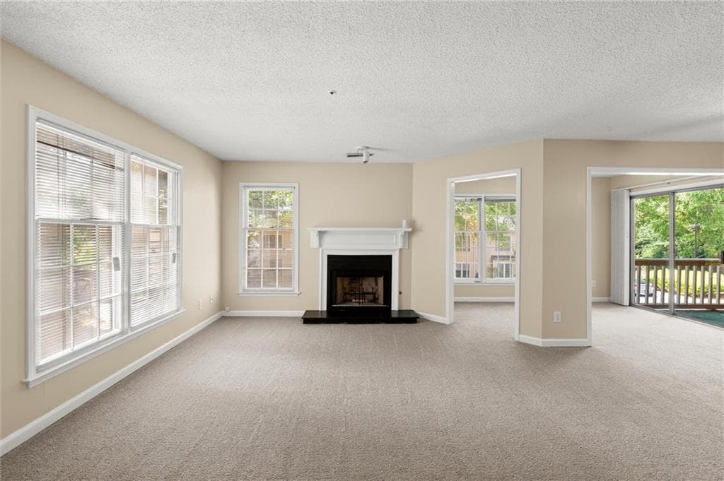 1 bedroom, 1 bathroom, 979 sq ft condominium for sale at 2517 Vineyard Way, Smyrna, GA 30082 — photo 6