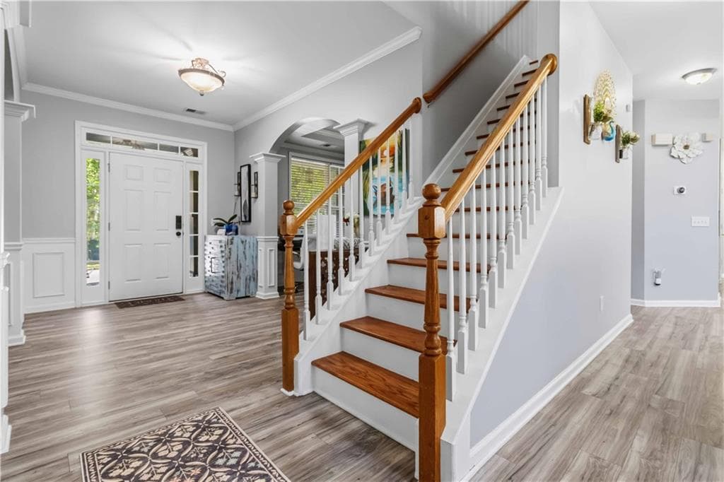 5 bedroom, 5 bathroom, 2,907 sq ft single family residence for sale at 6870 River Island Circle, Buford, GA 30518 — photo 6