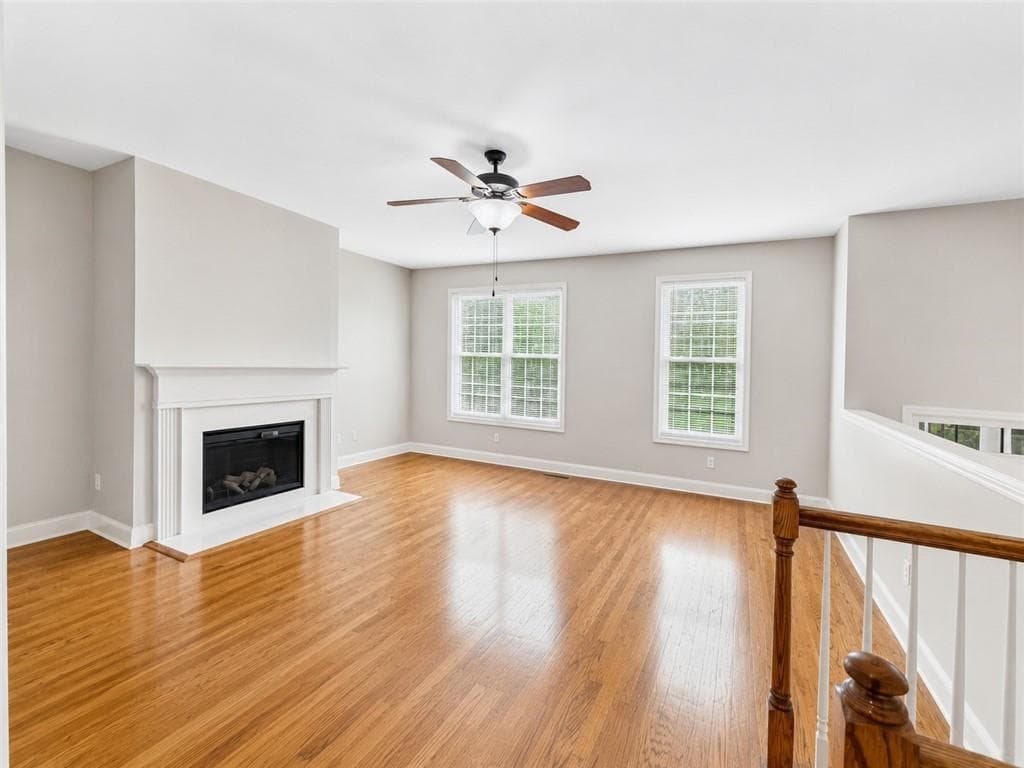 4 bedroom, 4 bathroom, 2,912 sq ft townhouse for sale at 112 Village Lane, Villa Rica, GA 30180 — photo 4