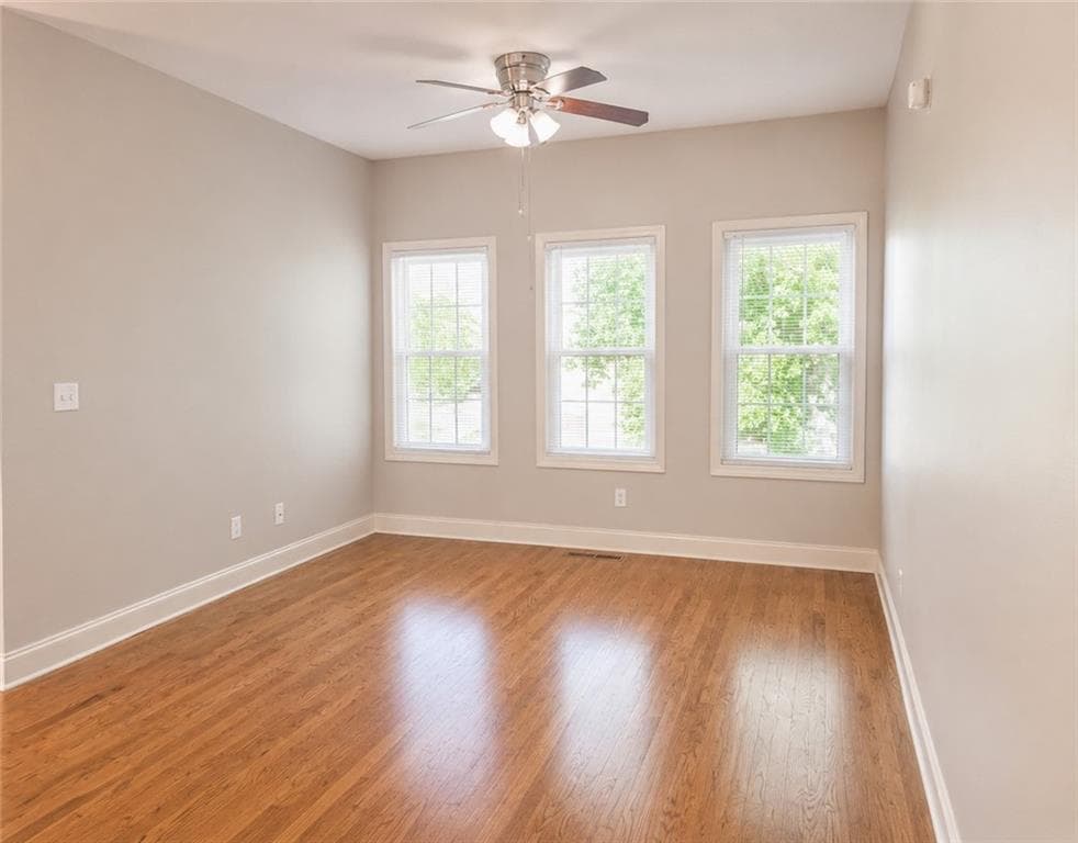 4 bedroom, 4 bathroom, 2,912 sq ft townhouse for sale at 112 Village Lane, Villa Rica, GA 30180 — photo 9