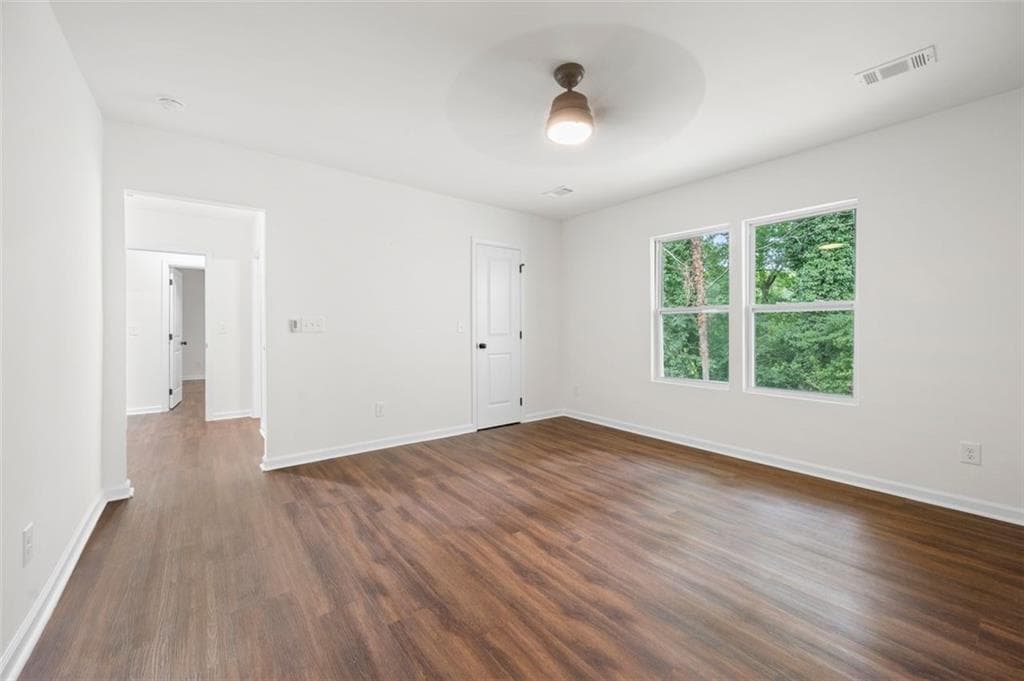 duplex under contract at 1721 Hortense Place, Atlanta, GA 30318 — photo 9