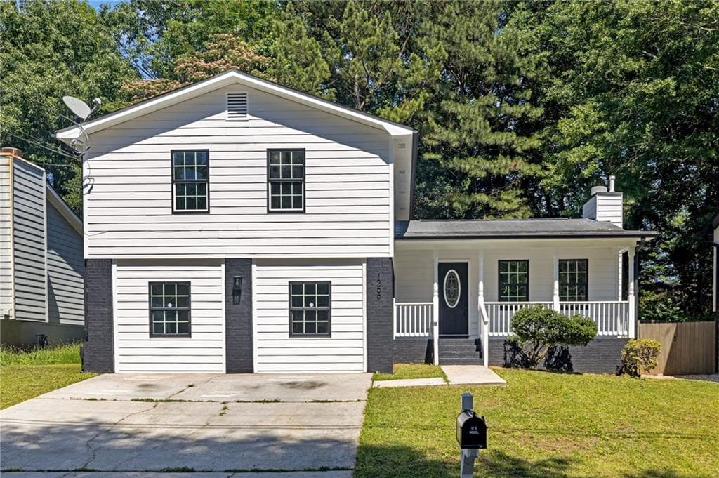 4 bedroom, 3 bathroom, 1,888 sq ft single family residence sold at 1258 Autumn Hill Lane, Stone Mountain, GA 30083