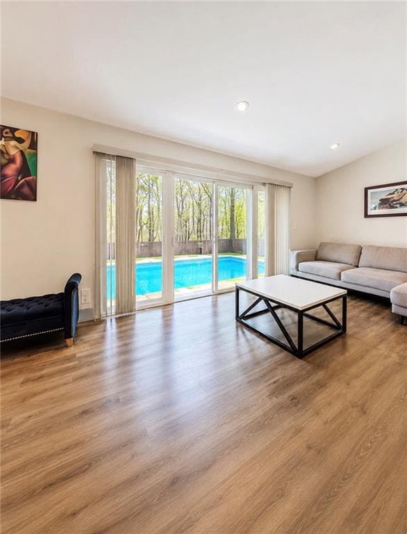 4 bedroom, 3 bathroom, 1,862 sq ft single family residence under contract at 4735 N Springs Road, Kennesaw, GA 30144 — photo 6