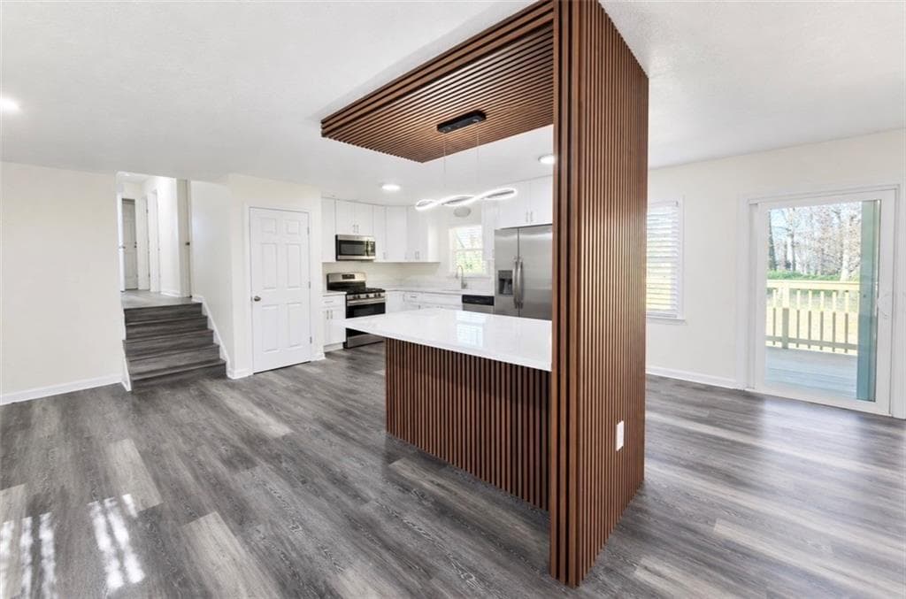 4 bedroom, 2 bathroom, 1,350 sq ft single family residence for sale at 4675 Lincoln Way, Lilburn, GA 30047 — photo 7