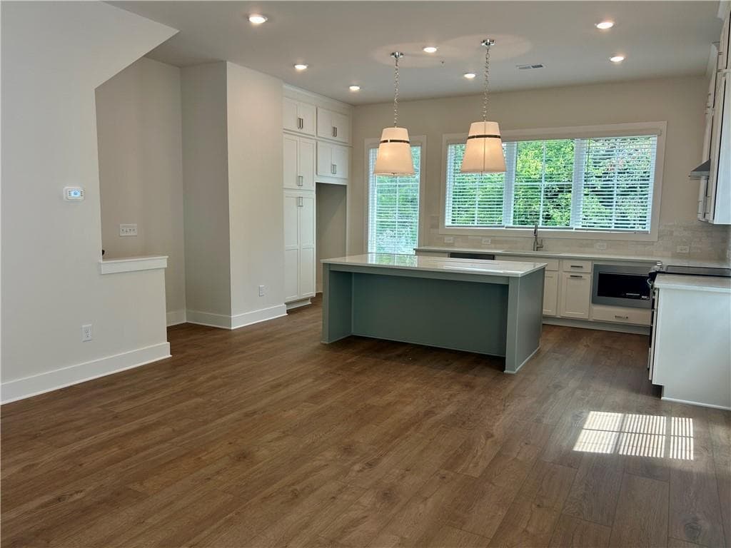 3 bedroom, 3 bathroom townhouse for sale at 2652 Mackintosh Court 23, Brookhaven, GA 30319 — photo 4
