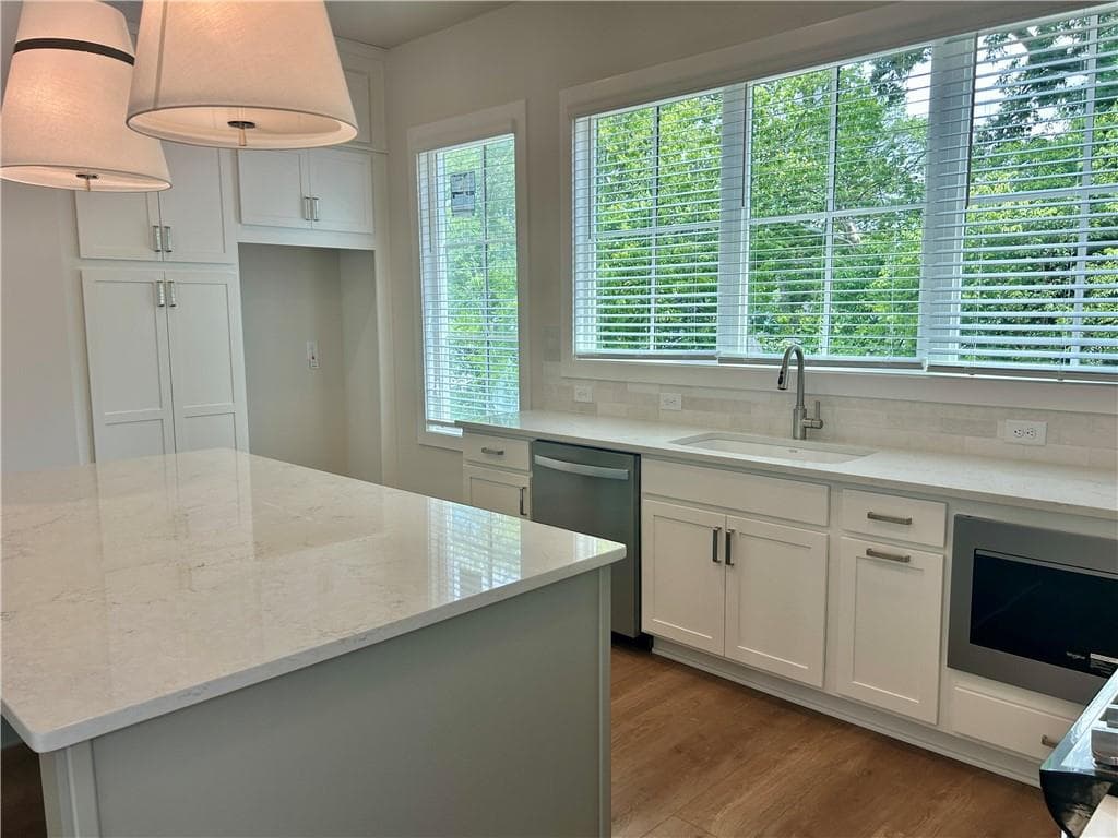 3 bedroom, 3 bathroom townhouse for sale at 2652 Mackintosh Court 23, Brookhaven, GA 30319 — photo 7
