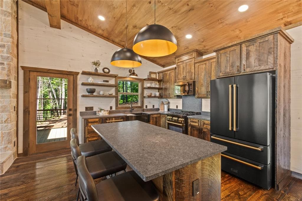 2 bedroom, 2 bathroom, 1,872 sq ft single family residence for sale at 4739 Big Ridge Road, Talking Rock, GA 30175 — photo 9
