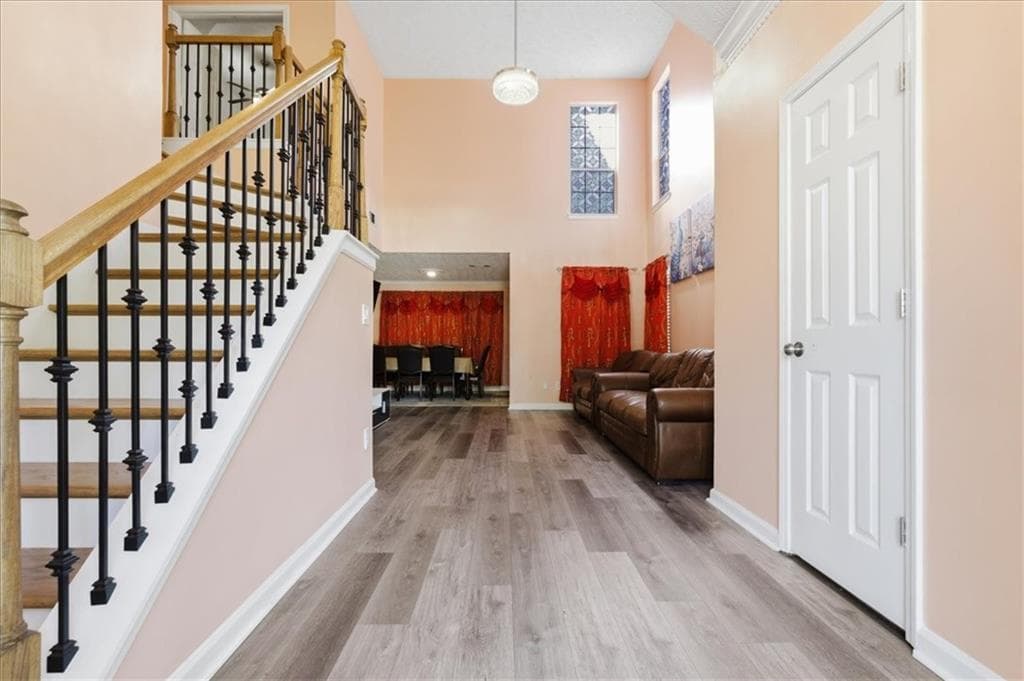 3 bedroom, 3 bathroom, 2,126 sq ft single family residence for sale at 3240 Saint James Place, Lawrenceville, GA 30044 — photo 2