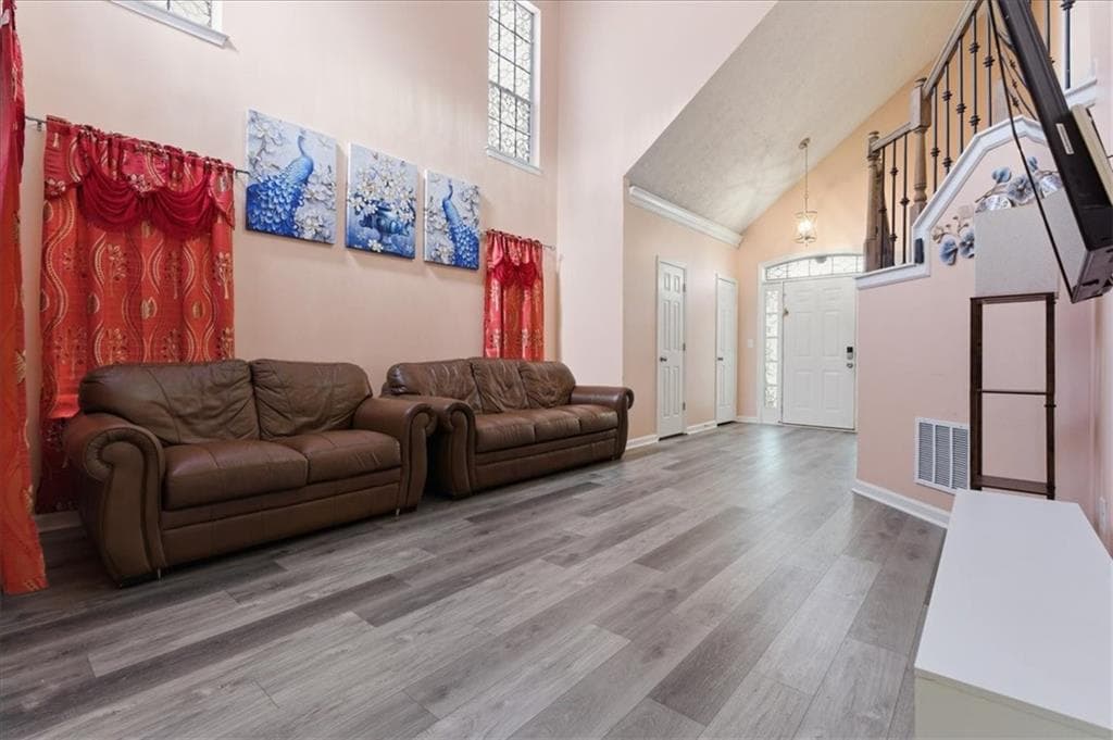 3 bedroom, 3 bathroom, 2,126 sq ft single family residence for sale at 3240 Saint James Place, Lawrenceville, GA 30044 — photo 4