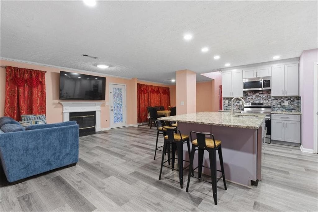 3 bedroom, 3 bathroom, 2,126 sq ft single family residence for sale at 3240 Saint James Place, Lawrenceville, GA 30044 — photo 7