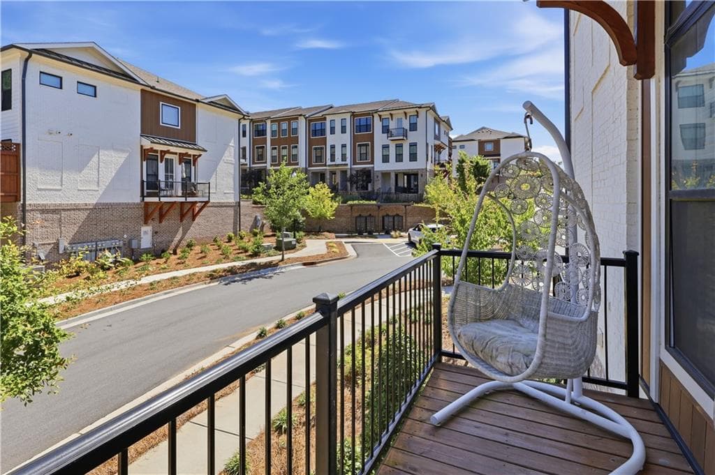 3 bedroom, 4 bathroom, 2,268 sq ft townhouse for rent at 316 Olmstead Way, Alpharetta, GA 30022 for $3,950 a month — photo 10