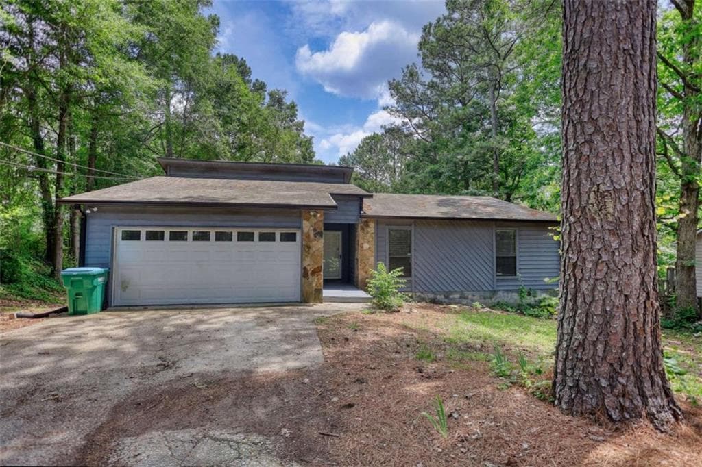 3 bedroom, 2 bathroom, 1,595 sq ft single family residence sold at 2660 Hewatt Road, Snellville, GA 30039