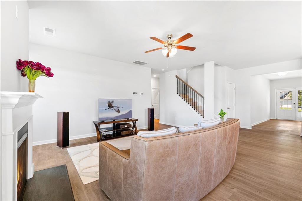 4 bedroom, 3 bathroom, 3,236 sq ft single family residence for sale at 101 Wyevale Court, Braselton, GA 30517 — photo 8