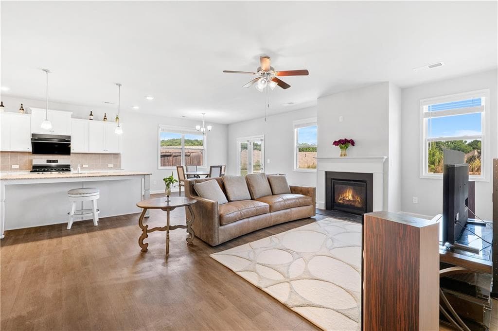 4 bedroom, 3 bathroom, 3,236 sq ft single family residence for sale at 101 Wyevale Court, Braselton, GA 30517 — photo 10