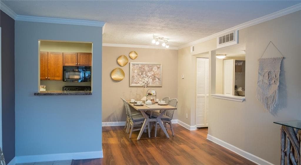 2 bedroom, 2 bathroom, 1,111 sq ft apartment for rent at 100 Pinhurst Drive 1114P, Atlanta, GA 30339 for $1,254 a month — photo 4