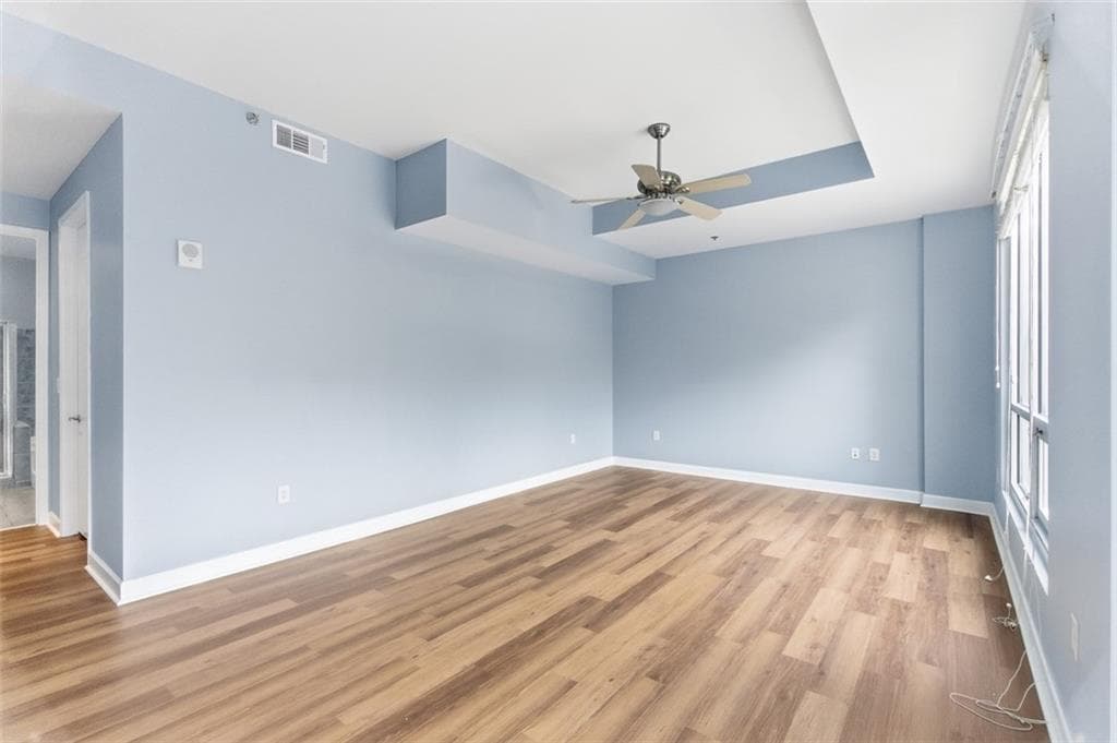 2 bedroom, 2 bathroom, 1,276 sq ft condominium for sale at 711 Cosmopolitan Drive 213, Atlanta, GA 30324 — photo 7