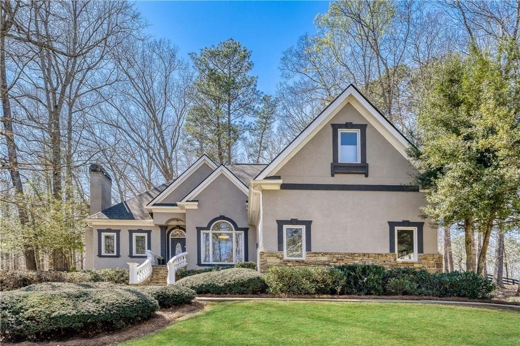 5 bedroom, 5 bathroom, 4,328 sq ft single family residence for rent at 14124 Hopewell Road, Alpharetta, GA 30004 for $5,600 a month — photo 1 of 29