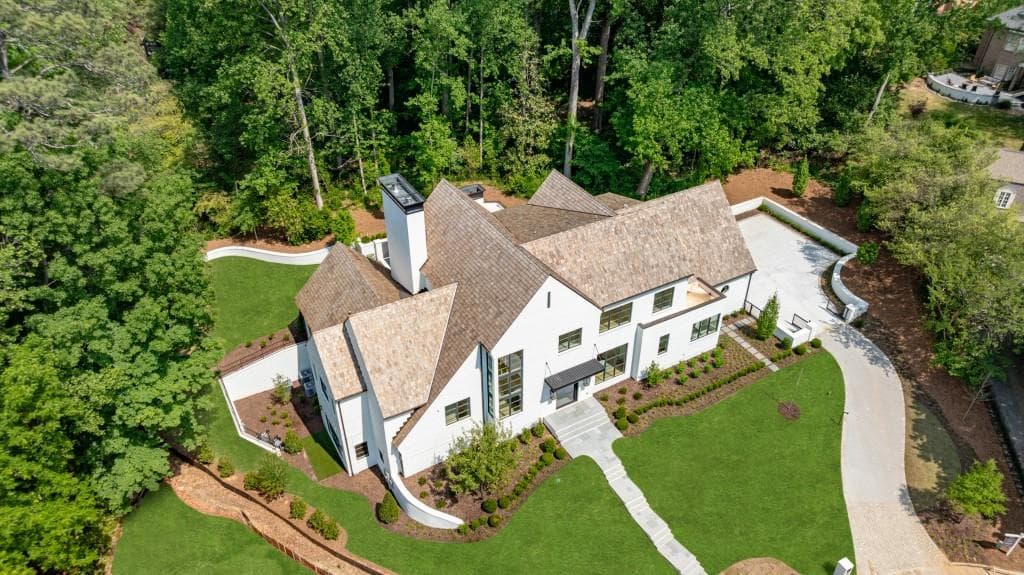 6 bedroom, 9 bathroom, 9,668 sq ft single family residence for sale at 2983 Habersham Court, Atlanta, GA 30305 — photo 6