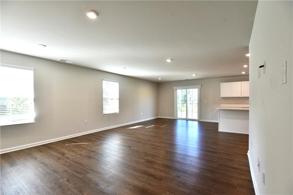 6 bedroom, 3 bathroom, 2,540 sq ft single family residence for rent at 8421 Limerick Lane, Winston, GA 30187 for $2,600 a month — photo 6
