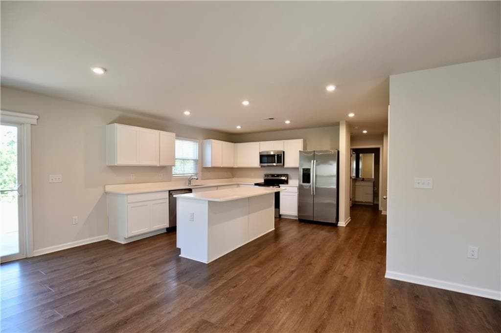 6 bedroom, 3 bathroom, 2,540 sq ft single family residence for rent at 8421 Limerick Lane, Winston, GA 30187 for $2,600 a month — photo 10