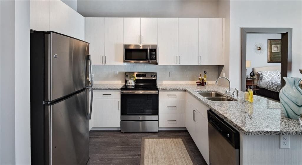 1 bedroom, 1 bathroom, 710 sq ft apartment for rent at 550 Northridge Parkway 2103, Sandy Springs, GA 30350 for $1,599 a month — photo 1 of 24