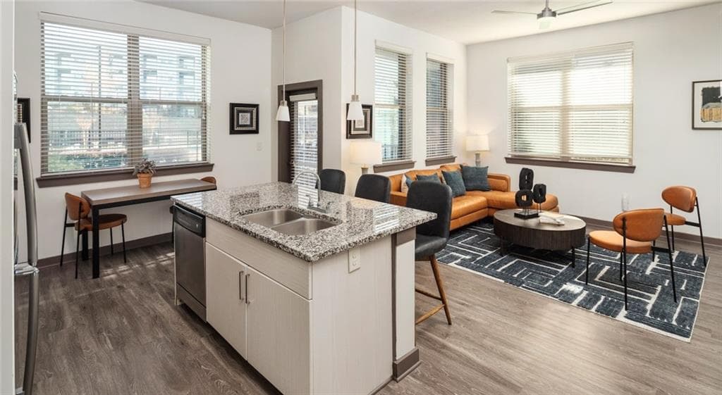 1 bedroom, 1 bathroom, 710 sq ft apartment for rent at 550 Northridge Parkway 2103, Sandy Springs, GA 30350 for $1,599 a month — photo 4