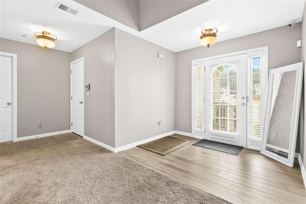 3 bedroom, 4 bathroom, 2,268 sq ft single family residence for rent at 7155 Laurel Creek Drive, Stockbridge, GA 30281 for $2,500 a month — photo 2