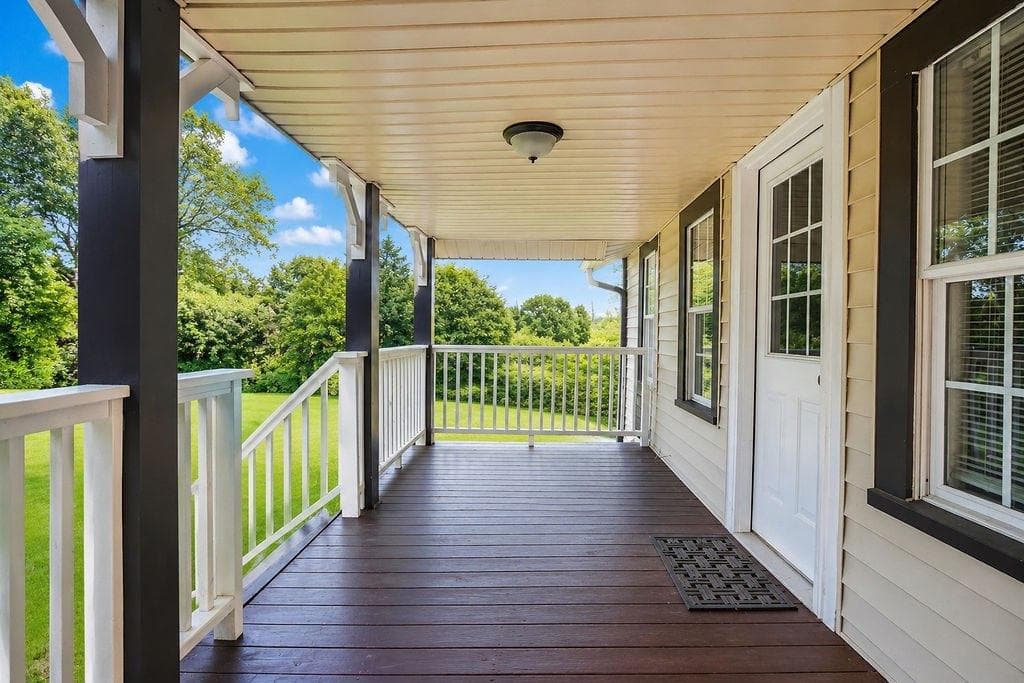2 bedroom, 2 bathroom, 1,050 sq ft single family residence under contract at 1851 Camp Wahsega Road, Dahlonega, GA 30533 — photo 6