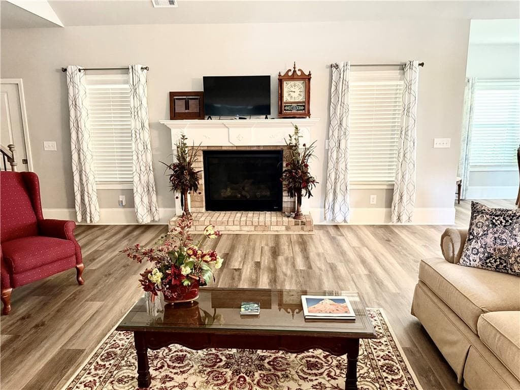 4 bedroom, 4 bathroom, 2,790 sq ft single family residence for sale at 2078 Sidney Cove Court, Buford, GA 30518 — photo 8