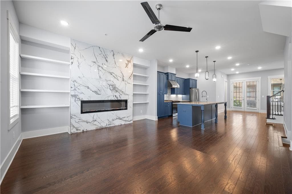 3 bedroom, 4 bathroom, 2,298 sq ft townhouse under contract at 1048 Claudette Colvin Court, Atlanta, GA 30318