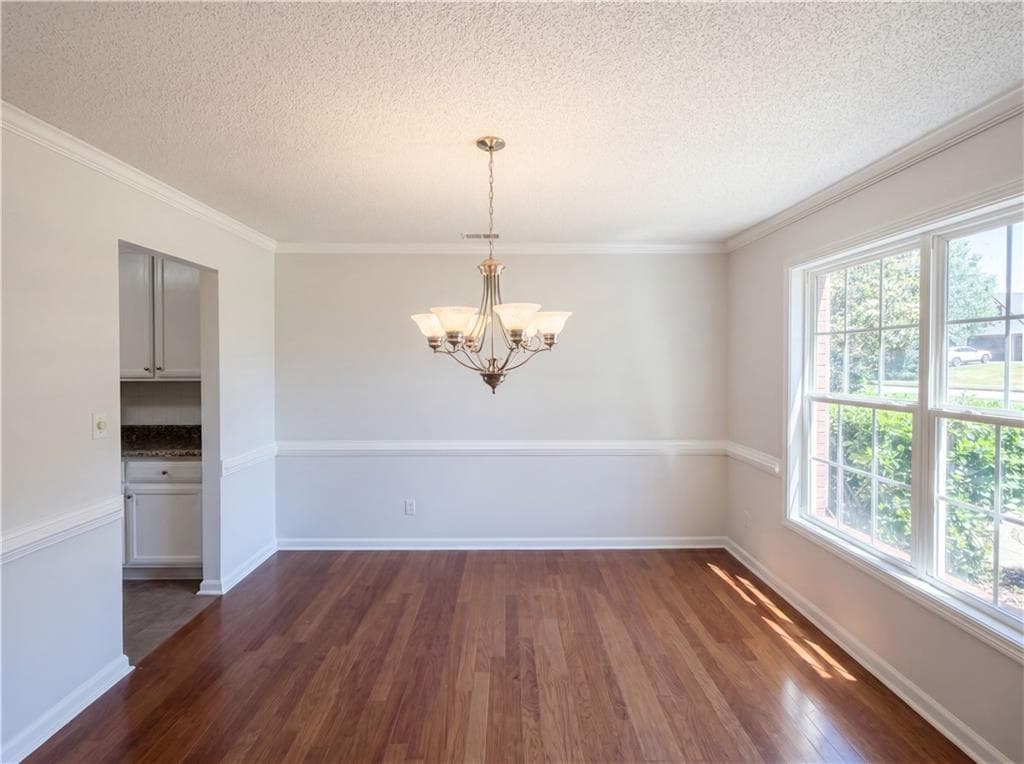5 bedroom, 2 bathroom, 2,740 sq ft single family residence under contract at 5003 Yankee Doodle Drive, Mcdonough, GA 30252 — photo 6