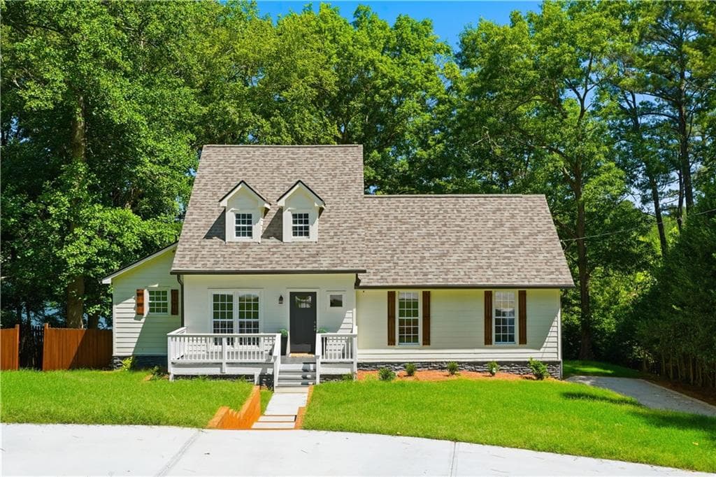 4 bedroom, 4 bathroom, 2,581 sq ft single family residence sold at 7900 Sweetwater Drive, Douglasville, GA 30135