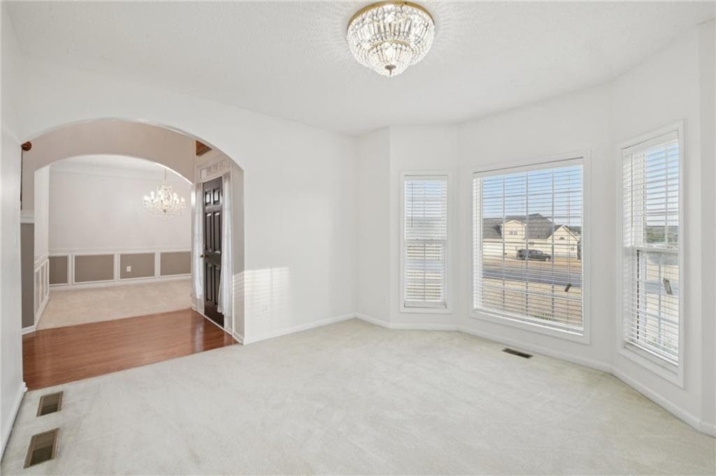 4 bedroom, 3 bathroom, 2,340 sq ft single family residence for sale at 400 Kyle Court, Fayetteville, GA 30215 — photo 7