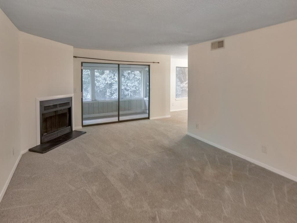 1 bedroom, 1 bathroom, 943 sq ft other for rent at 245 Seasons Parkway, Norcross, GA 30093 for $1,375 a month — photo 3