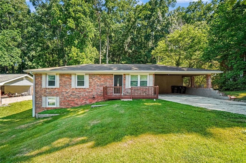 3 bedroom, 2 bathroom, 1,278 sq ft single family residence for sale at 3750 Paul Street, Douglasville, GA 30135 — photo 1 of 16