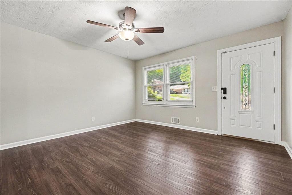 3 bedroom, 2 bathroom, 1,278 sq ft single family residence for sale at 3750 Paul Street, Douglasville, GA 30135 — photo 2
